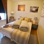 2 Bedroom Historical Downtown By The Sea Ålesund
