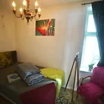 2 Bedroom Historical Downtown By The Sea Daire